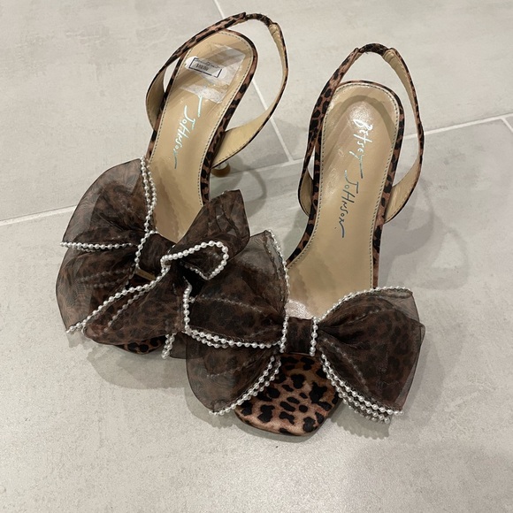 Betsey Johnson | Shoes